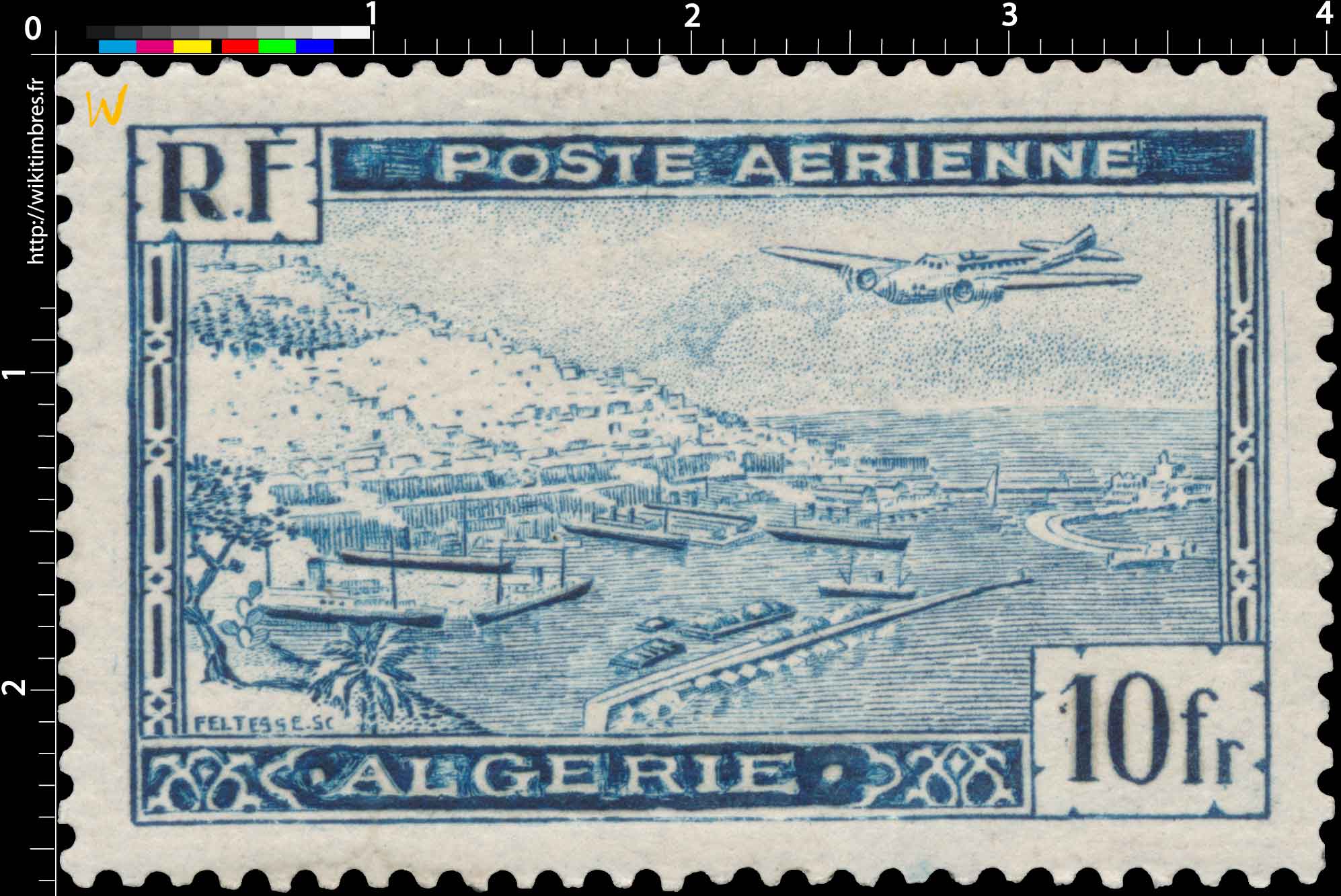 Algérie - Avion survolant la rade d'Alger